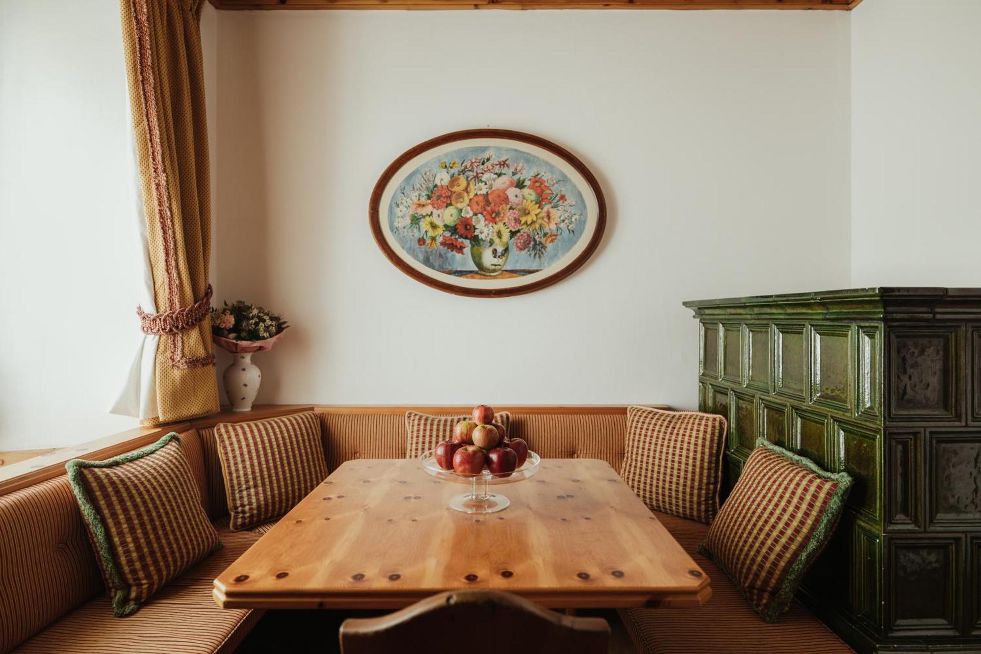 Corso Am Graben Hotel Bruneck Buitenkant foto