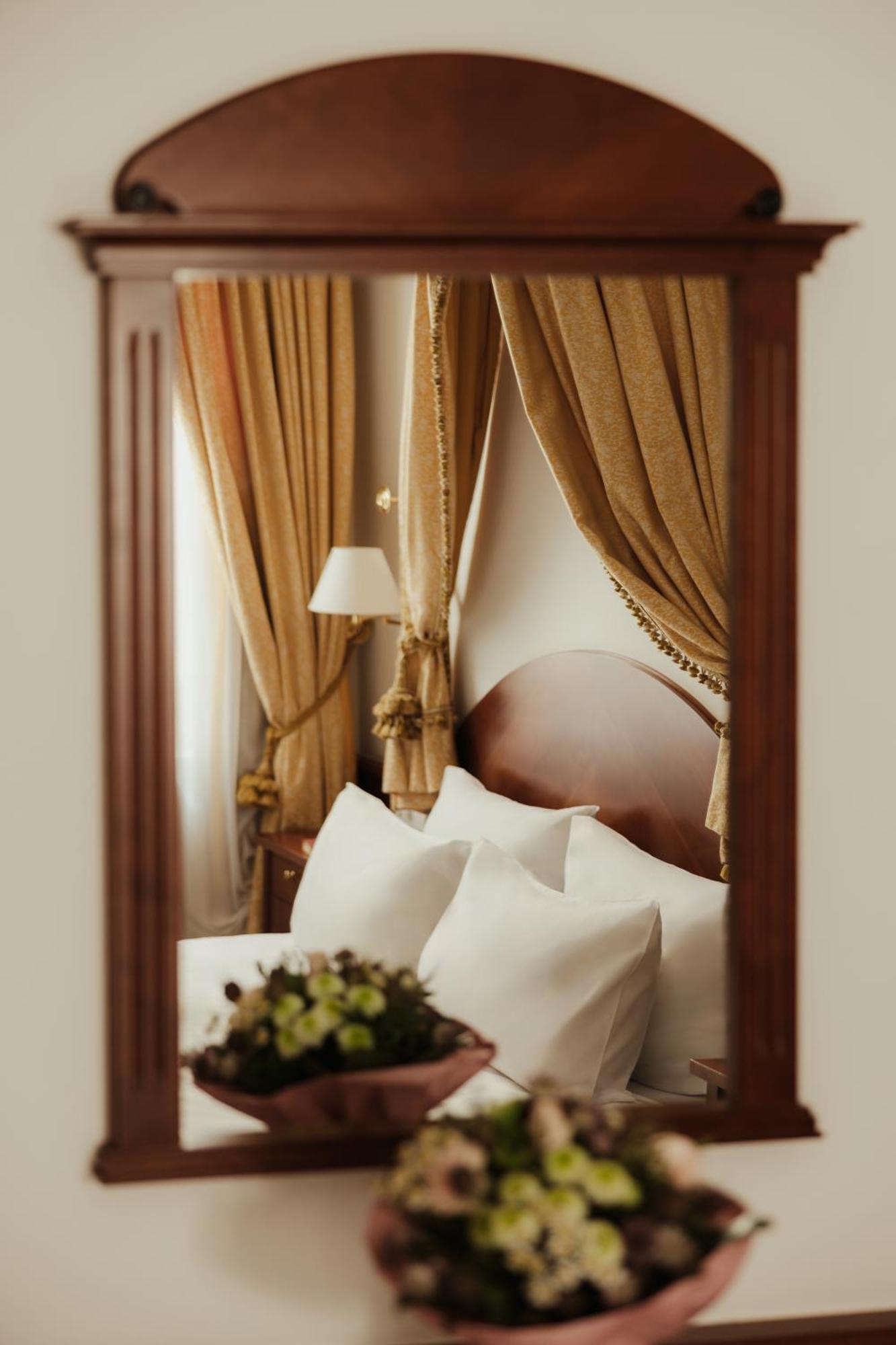 Corso Am Graben Hotel Bruneck Buitenkant foto