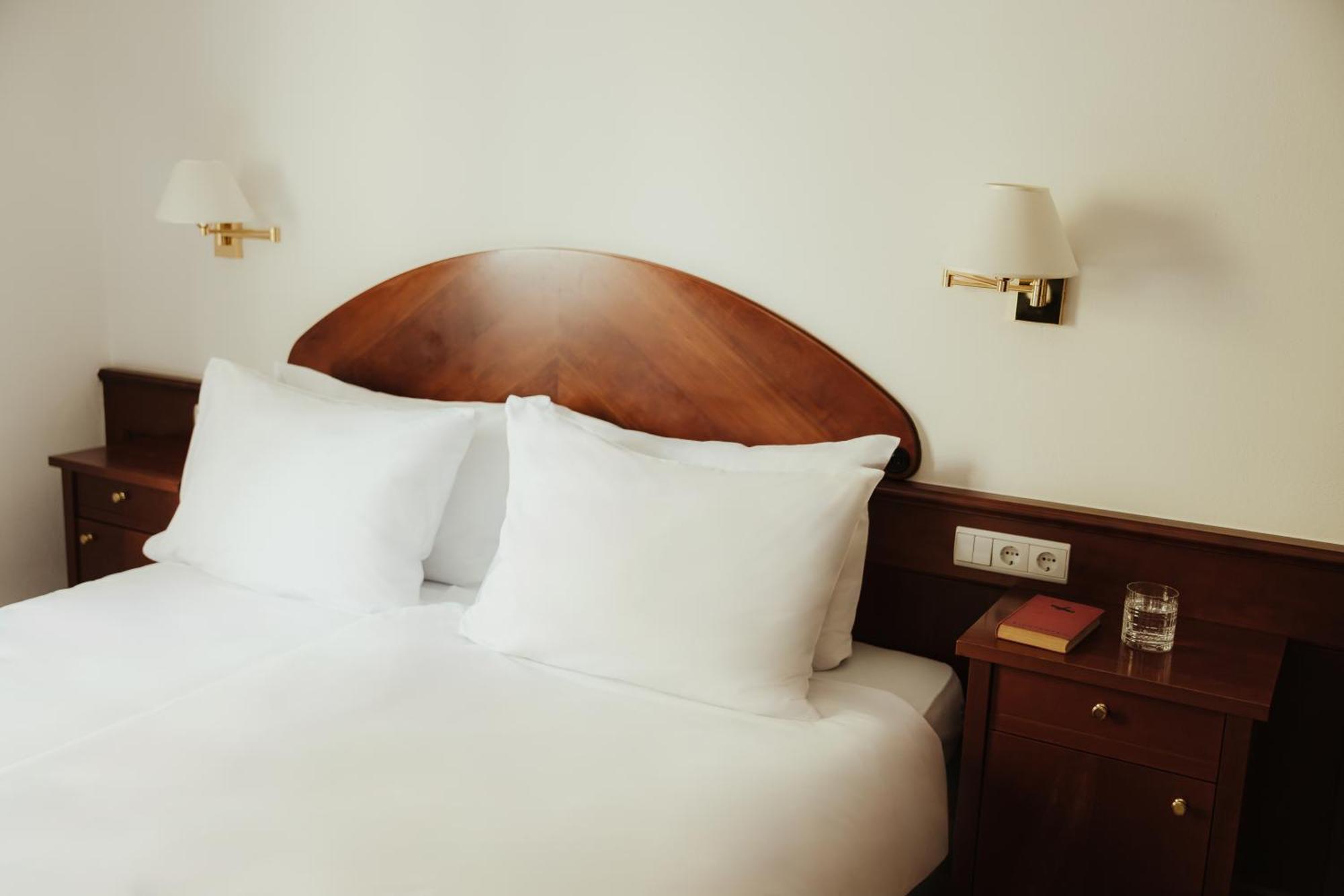 Corso Am Graben Hotel Bruneck Buitenkant foto