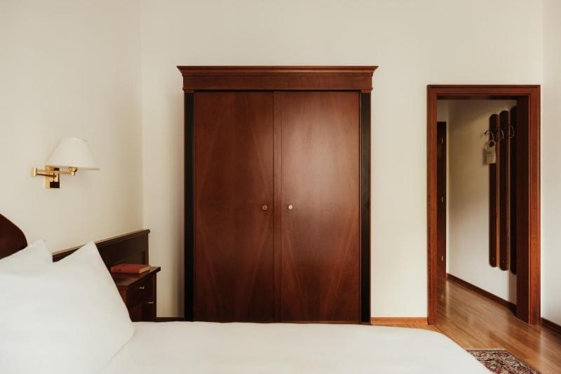 Corso Am Graben Hotel Bruneck Buitenkant foto