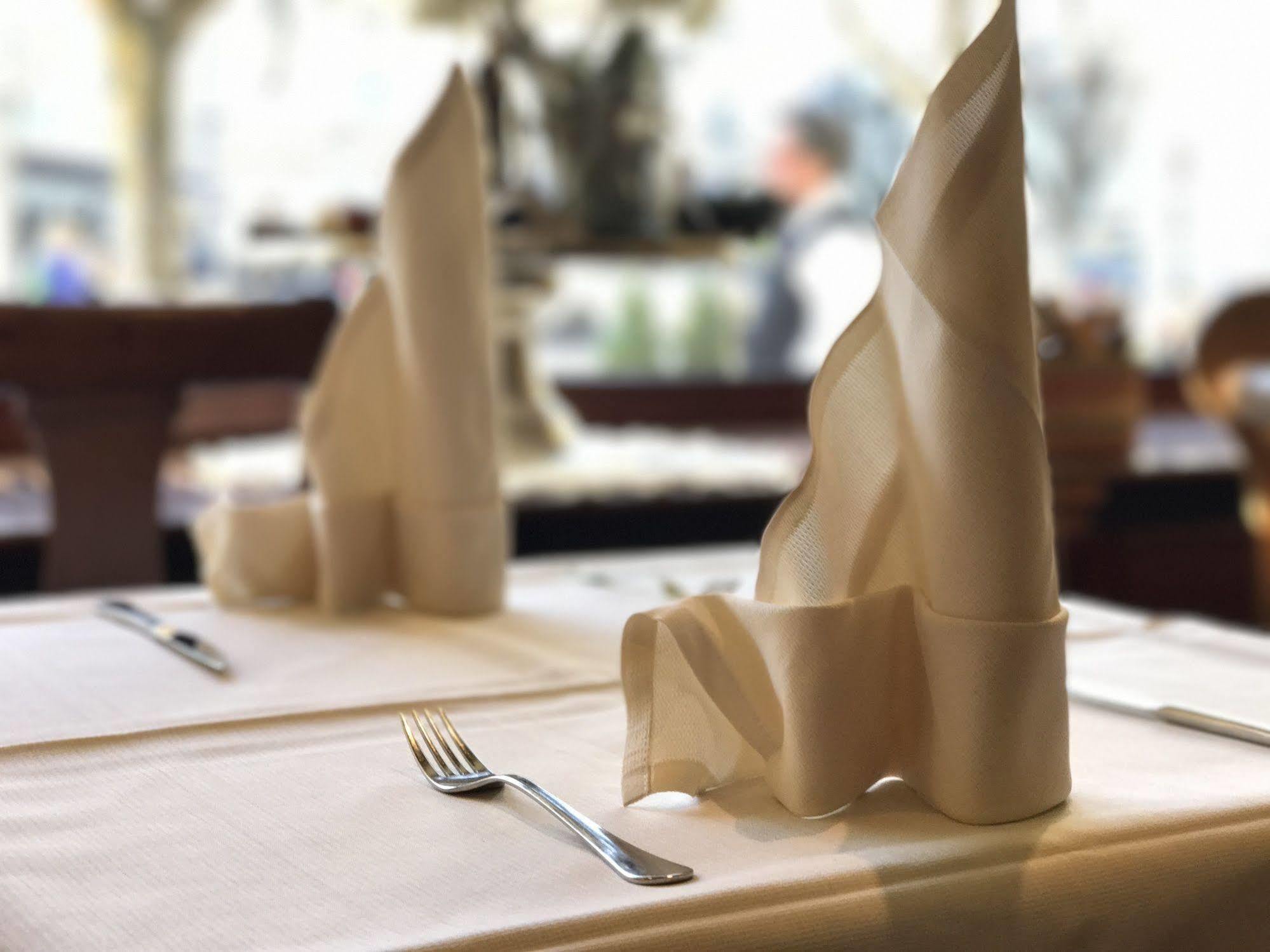 Corso Am Graben Hotel Bruneck Buitenkant foto